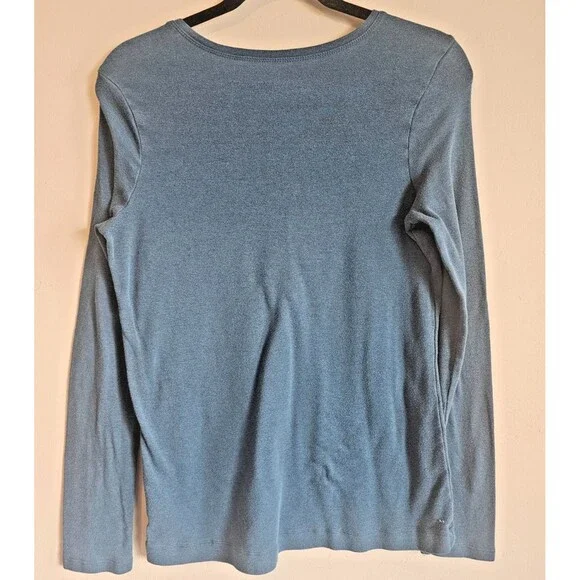 Eddie Bauer Split Neck Ruffle Top Women's Size Medium Teal Stretch Knit Outdoor - Picture 2 of 4